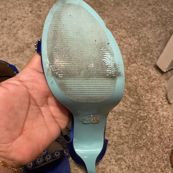 Beautiful pre-loved Betsy Johnson Heels 👠 - Picture 4 of 6